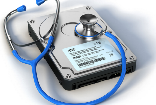 Disque dur avec stéthoscope, symbolisant la récupération de données